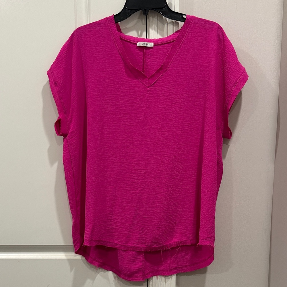 JODIFL Fuchsia V-Neck Blouse